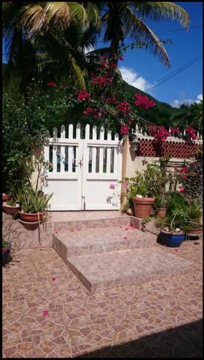 Bed and Breakfast Casa Lof Case-Pilote Экстерьер фото